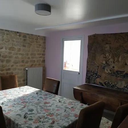 Jolie Maison En Pierres Au Calme Dans Un Charmant Village Aux Portes De Bayeux Carcagny Extérieur photo